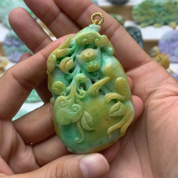 颈饰未镶嵌翡翠翡翠