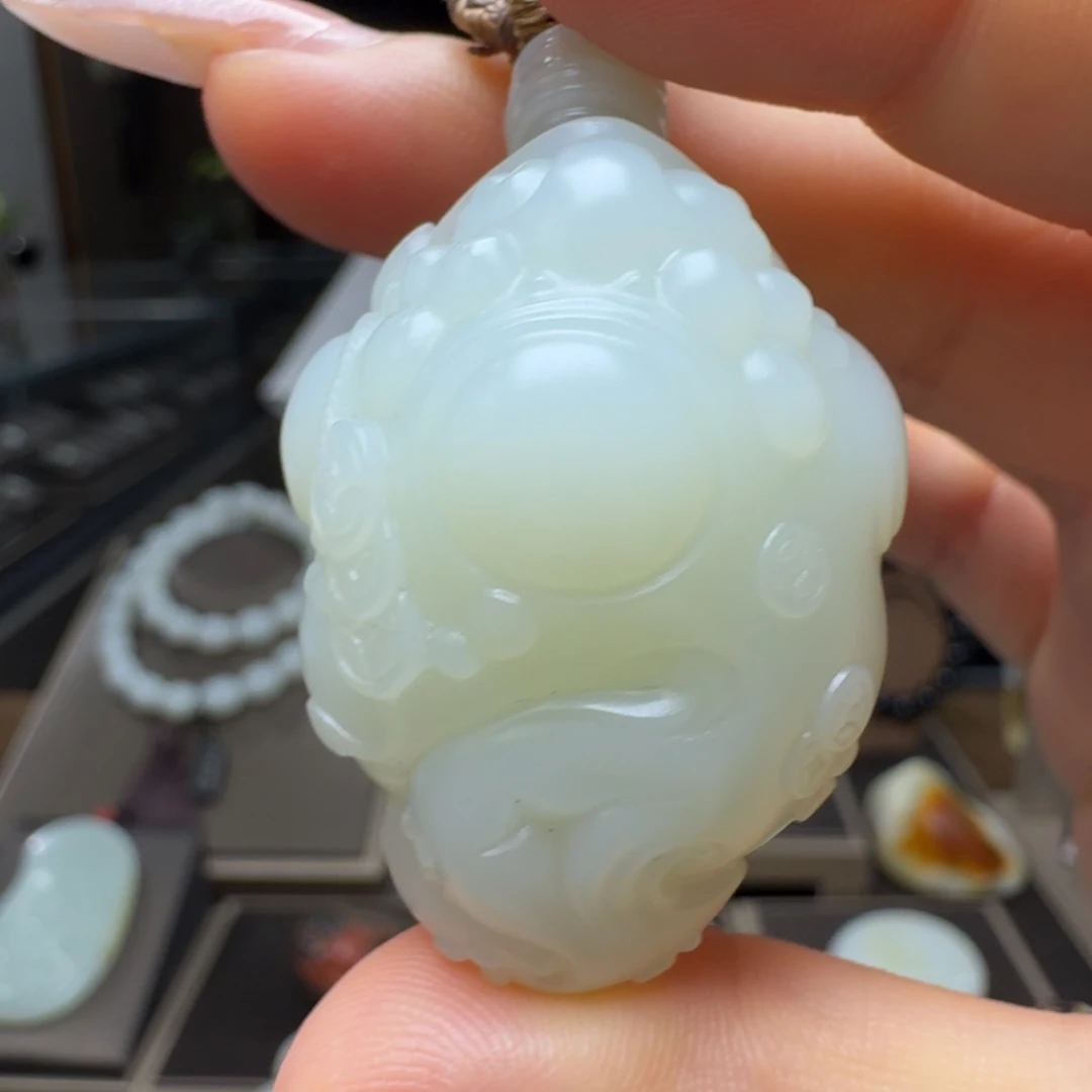 和田玉未镶嵌挂件