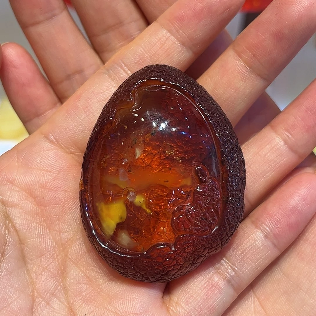 未镶嵌颈饰琥珀吊坠