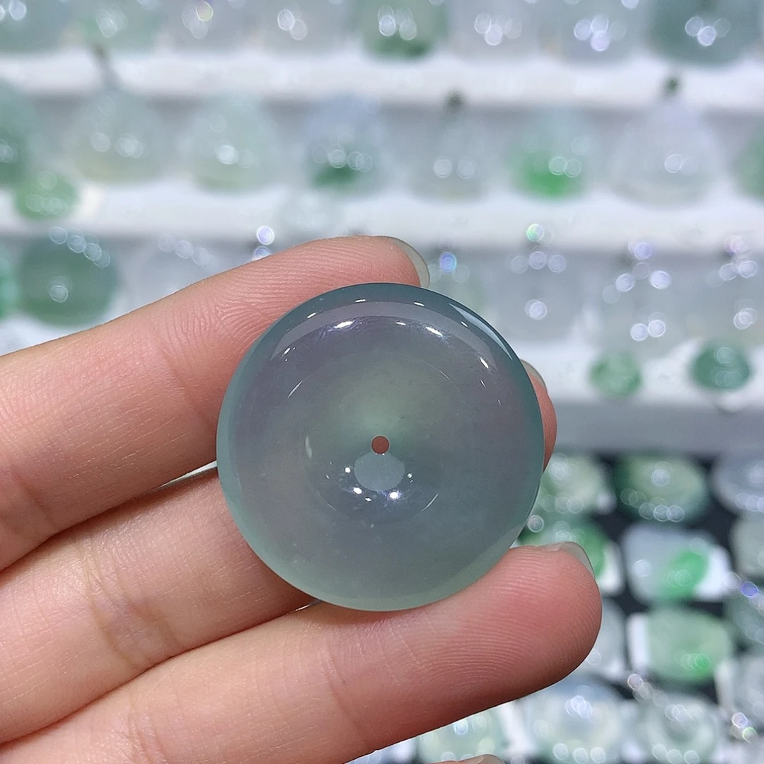 用***2翡翠未镶嵌吊坠(不含链)