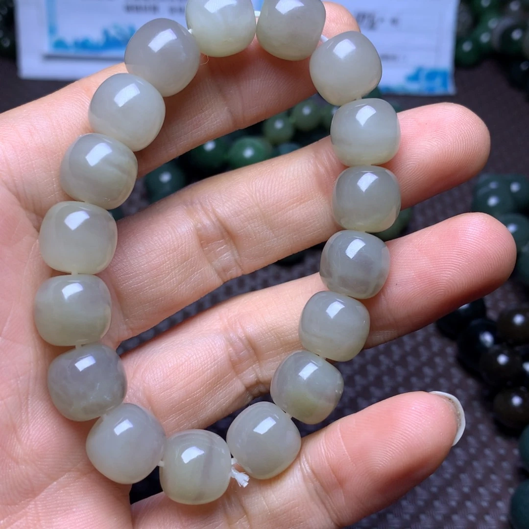 未镶嵌手链和田玉