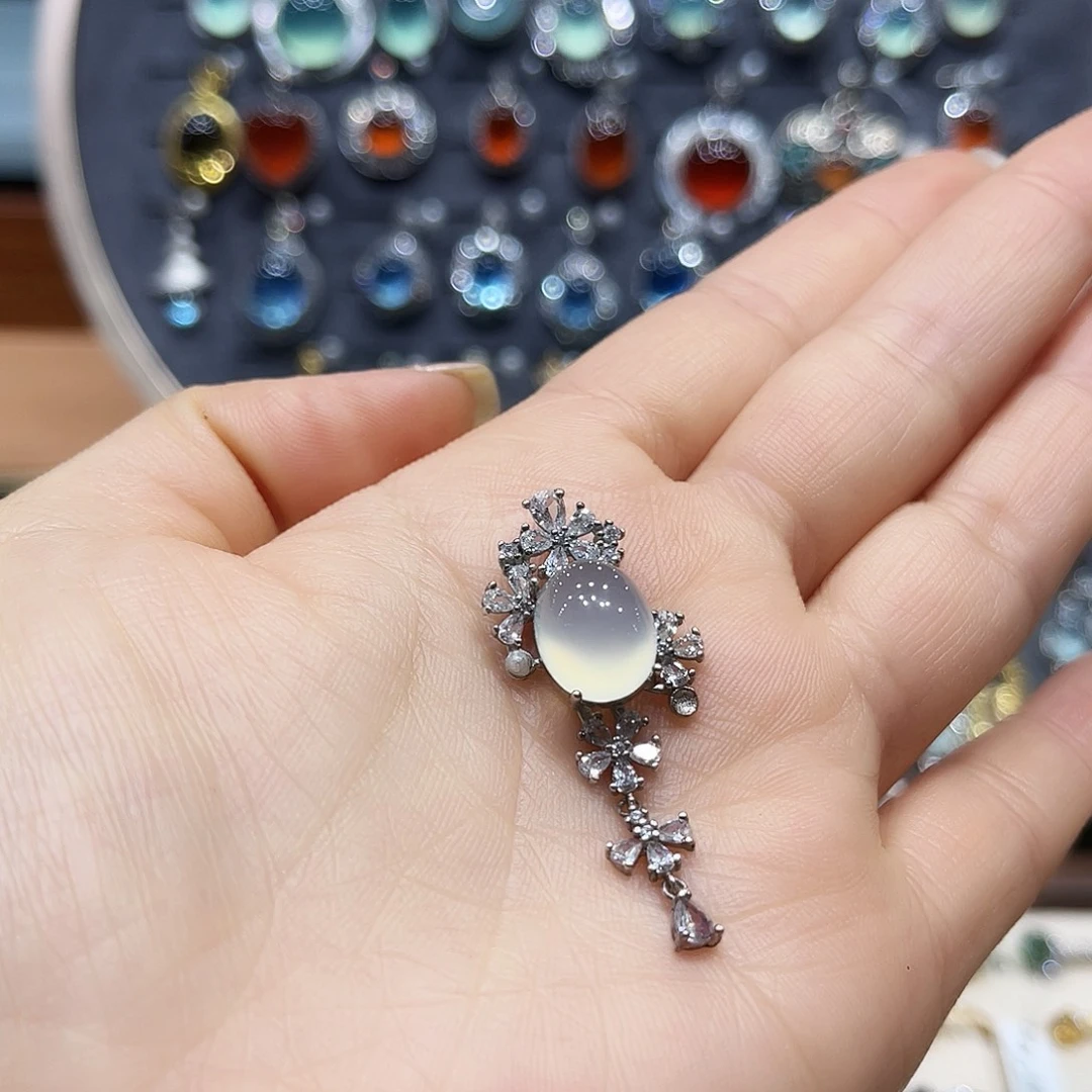 蛇纹石玉银S925镶嵌颈饰