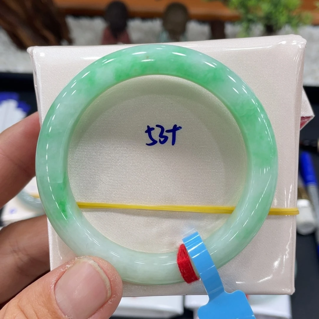 未镶嵌手镯翡翠翡翠