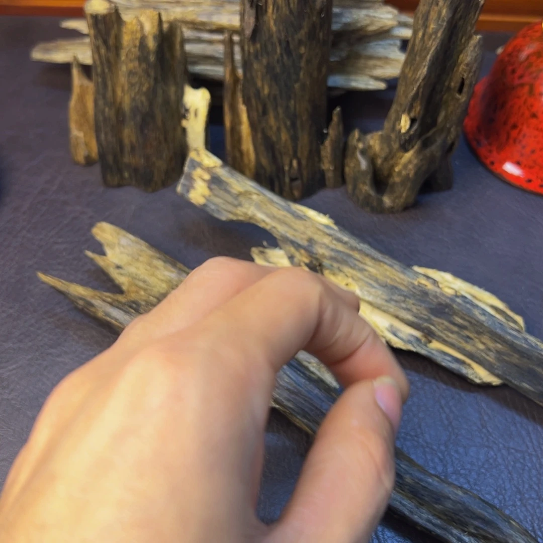 吴***沉香沉香碎屑金沙叶