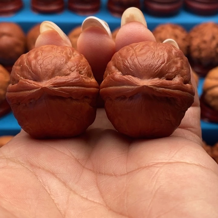 核桃精品文玩核桃手捻玲珑珠