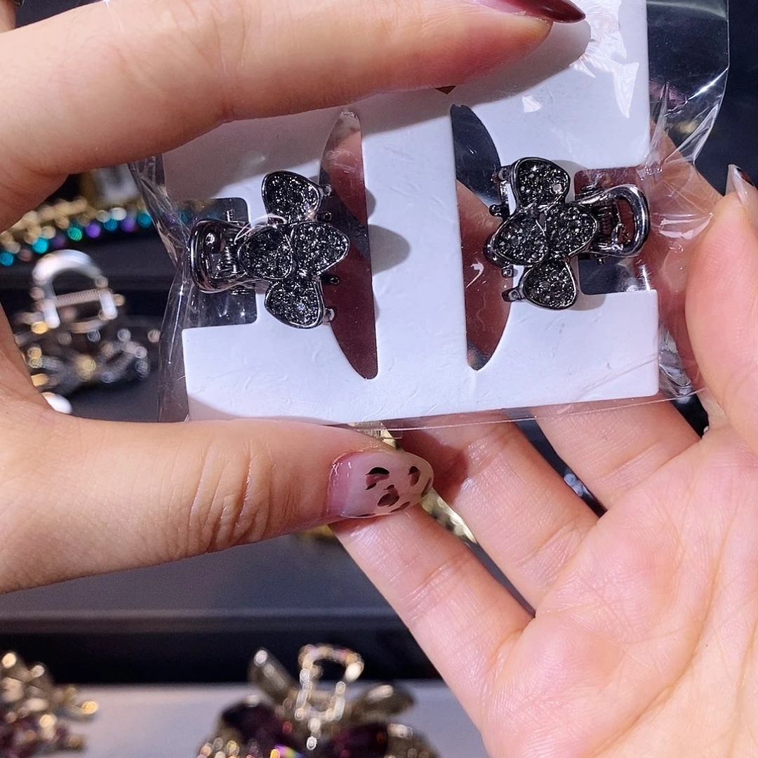 仿水晶铜合金一个