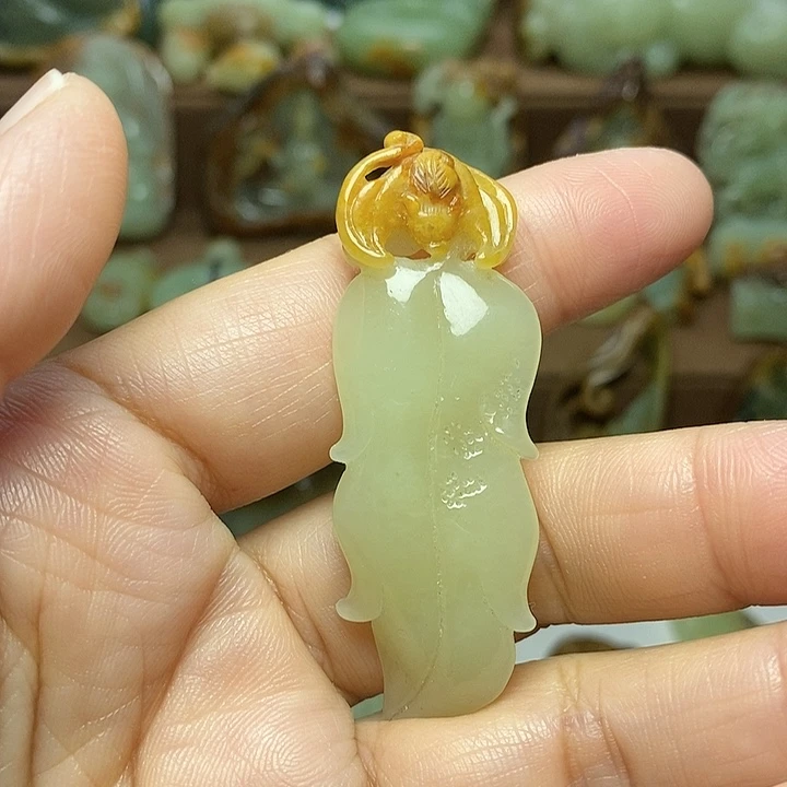 岫岩河磨玉（透闪石质玉）未镶嵌颈饰