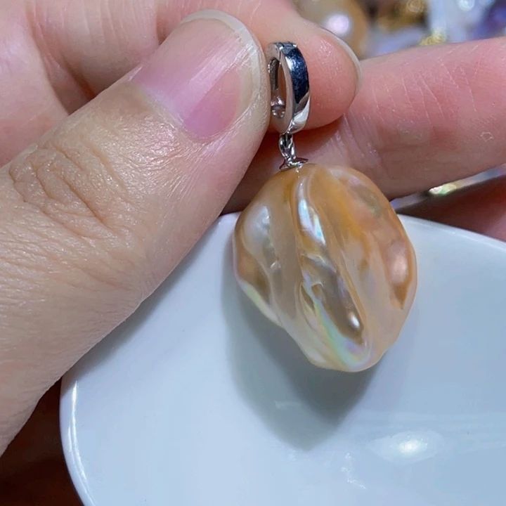 颈饰未镶嵌淡水珍珠
