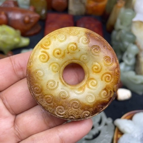 蛇纹石玉未镶嵌颈饰79