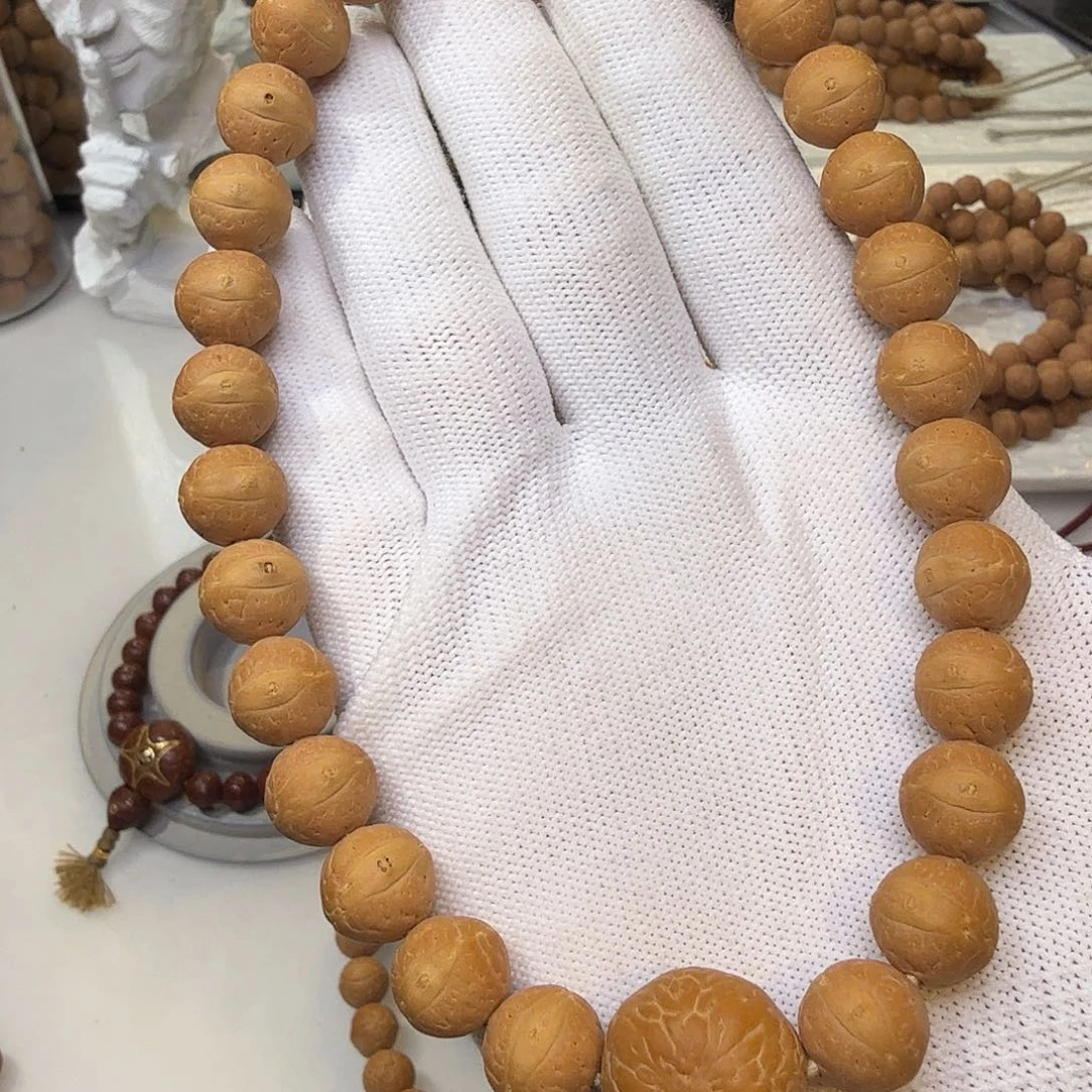 哥***斯凤眼菩提吊坠11.8-12.1实心籽