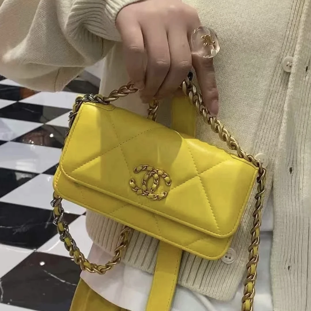 95新 Chanel/香奈儿 98新 奢总管/19手机包/芯片款