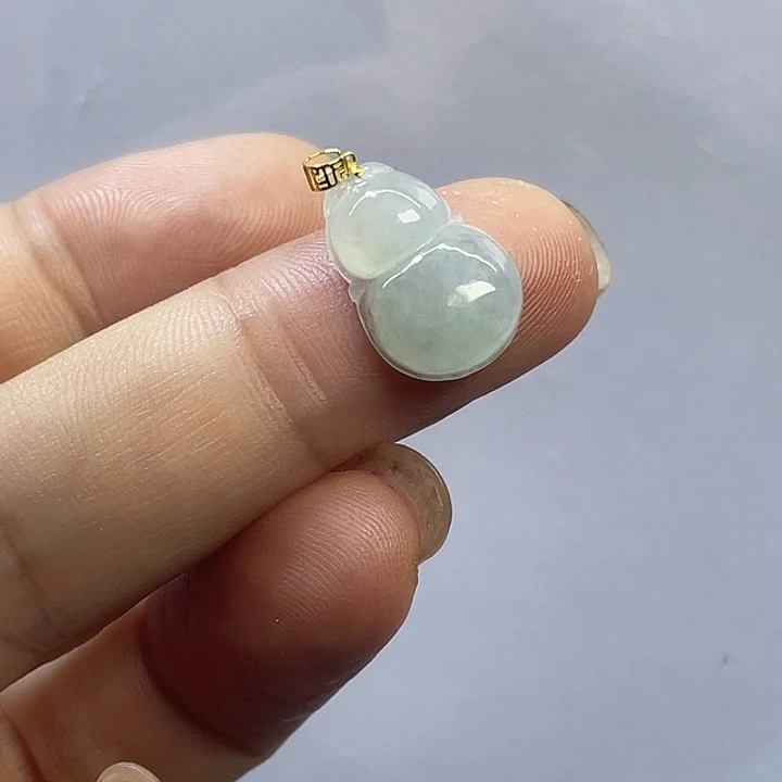 颈饰未镶嵌翡翠冰葫芦吊坠