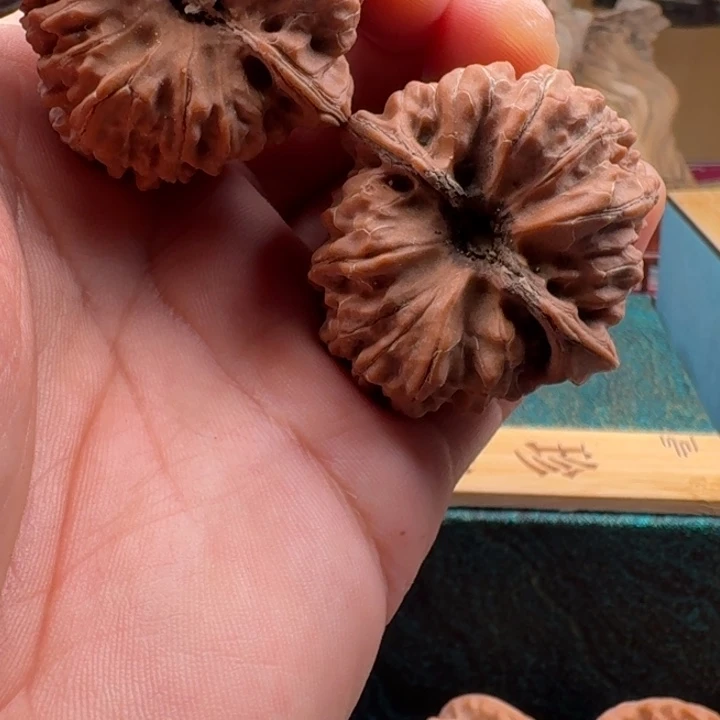 吊坠文玩核桃平谷大凹底