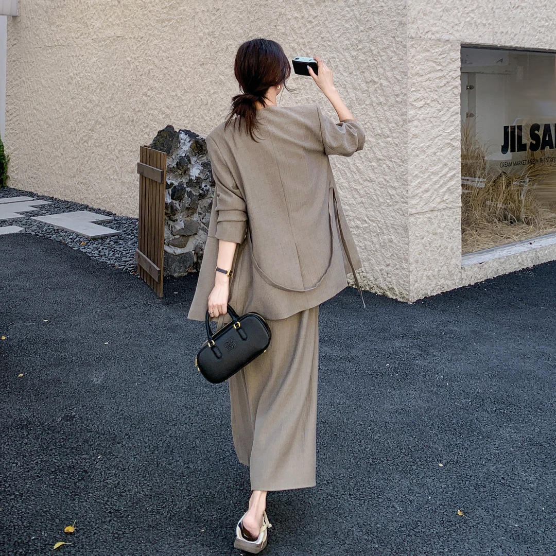 慵懒风休闲简约外套吊带裙套装女早秋新款2025韩系宽松显瘦两件套