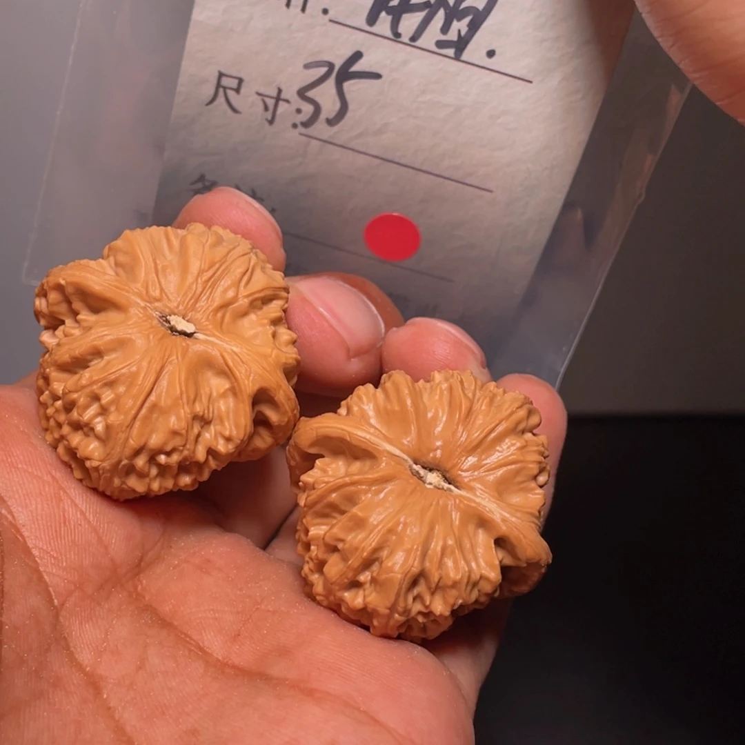 文玩核桃吊坠文玩核桃