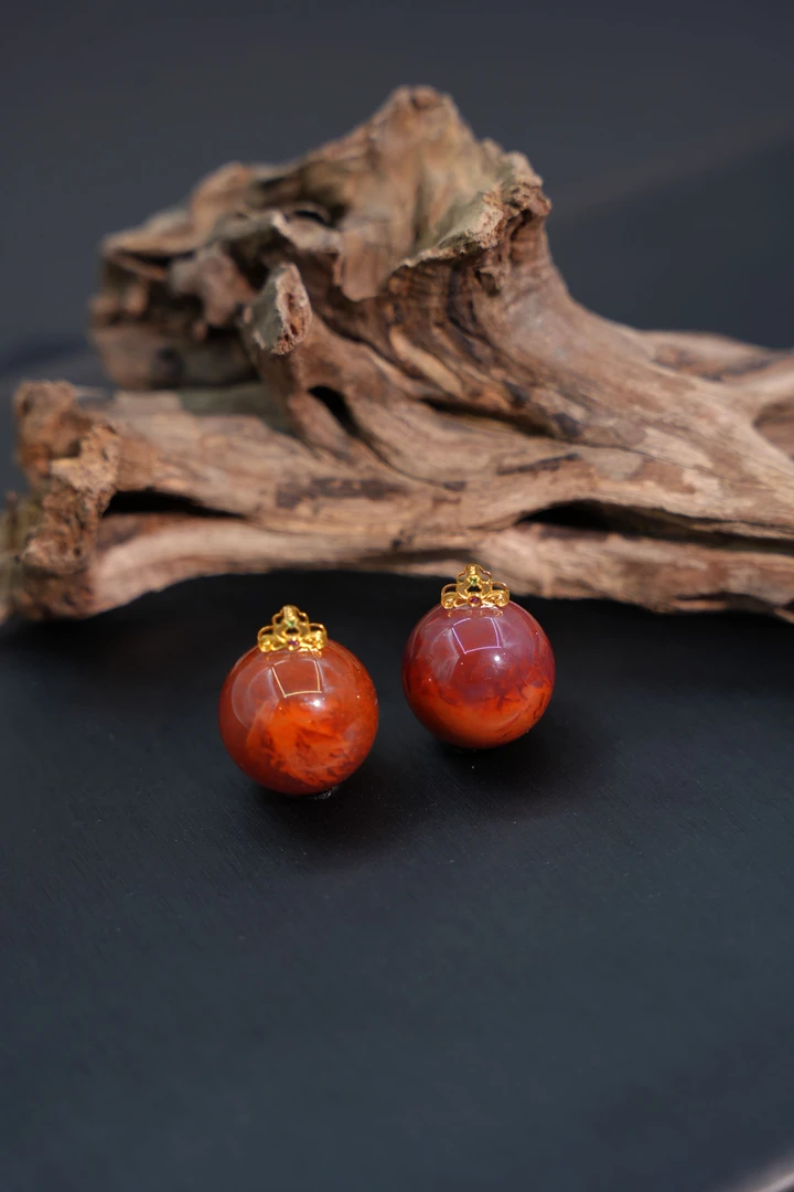 【元宝珠宝】16+南红火焰纹18k牛血红单珠多样性发一件YB15069903