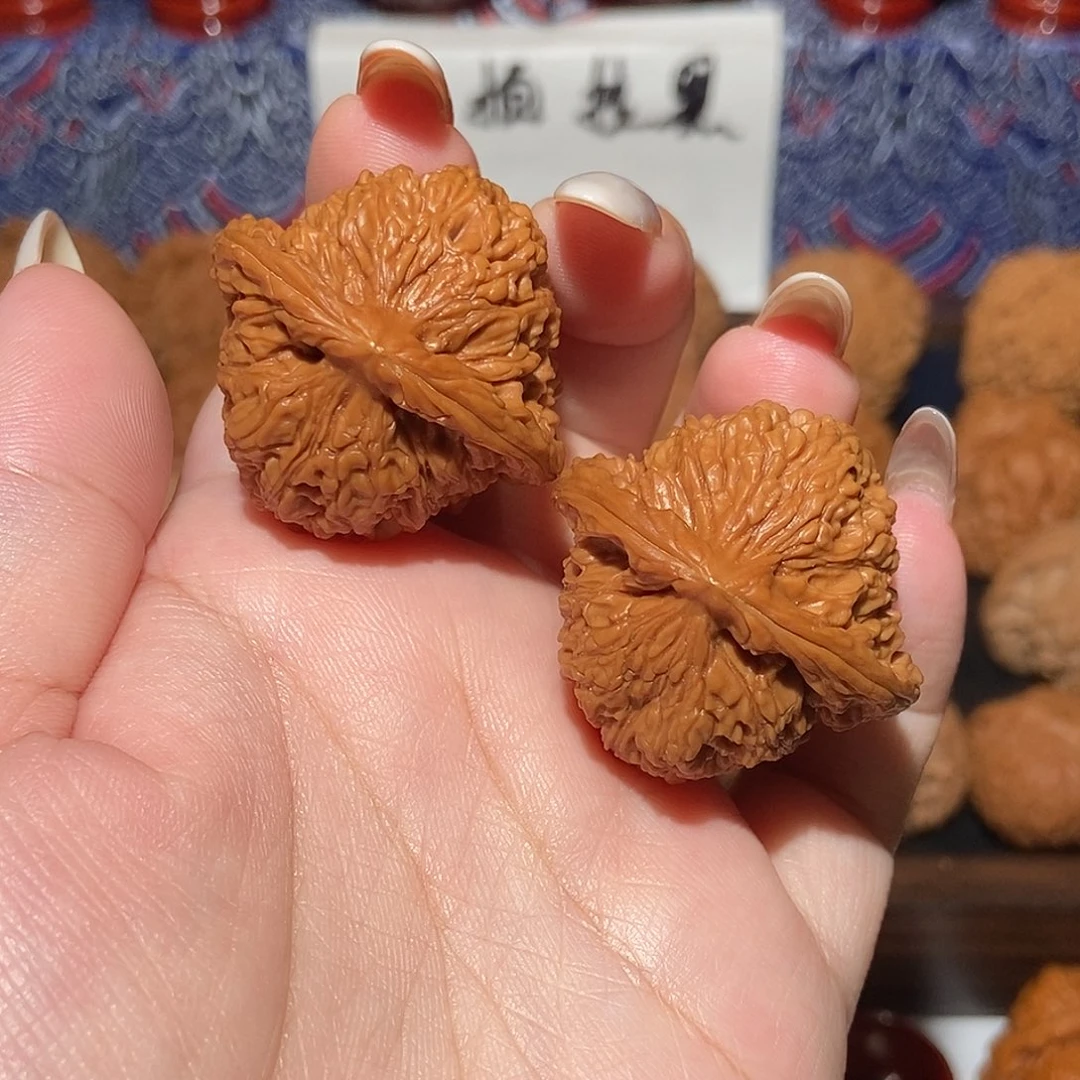 文玩核桃吊坠南疆石36