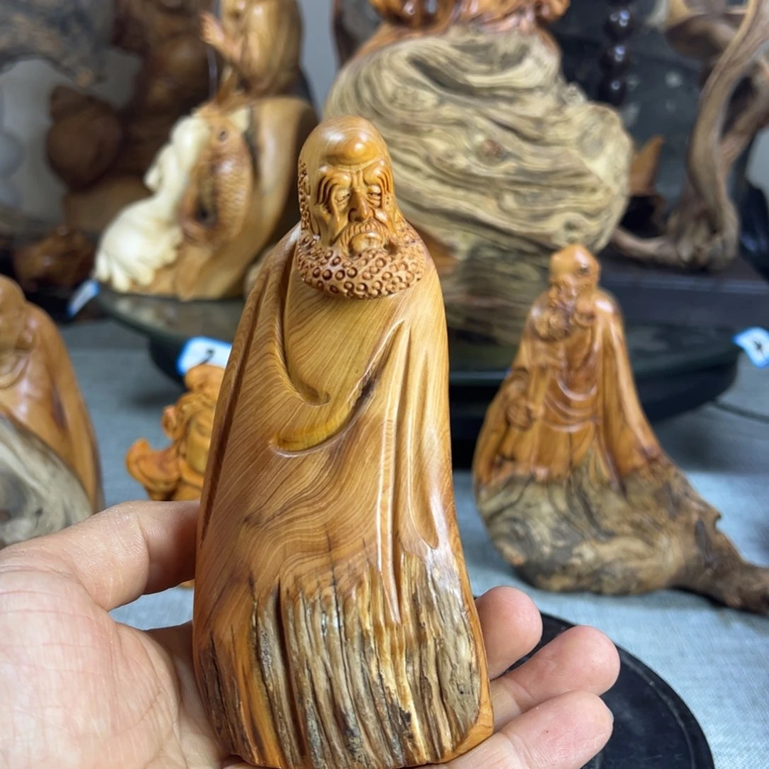 柏木（崖柏）喜欢的东西太