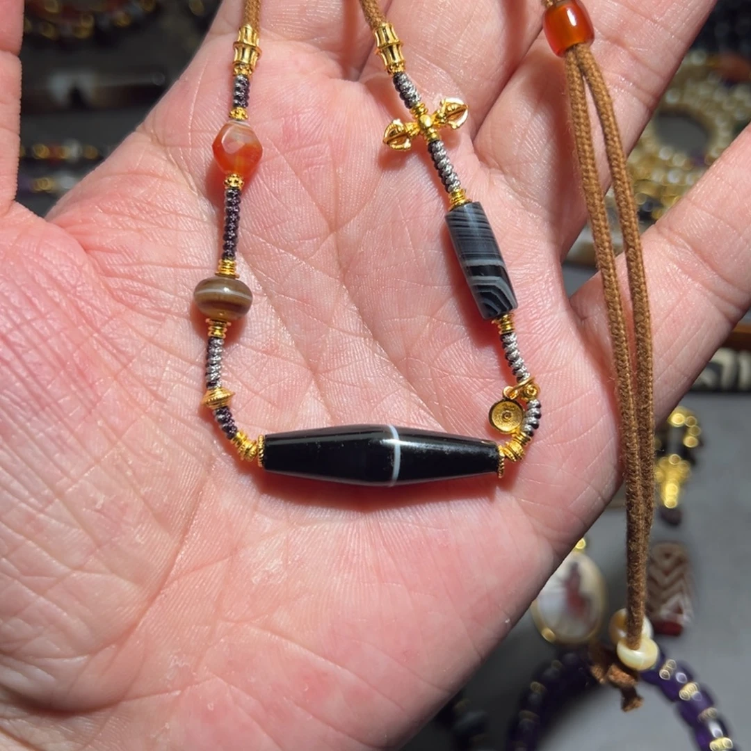 玛瑙/玉髓未镶嵌颈饰