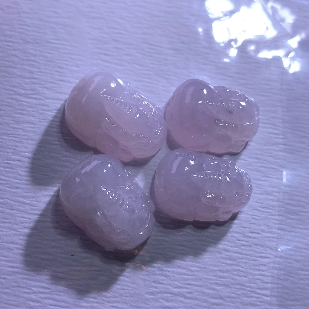 颈饰未镶嵌翡翠一手