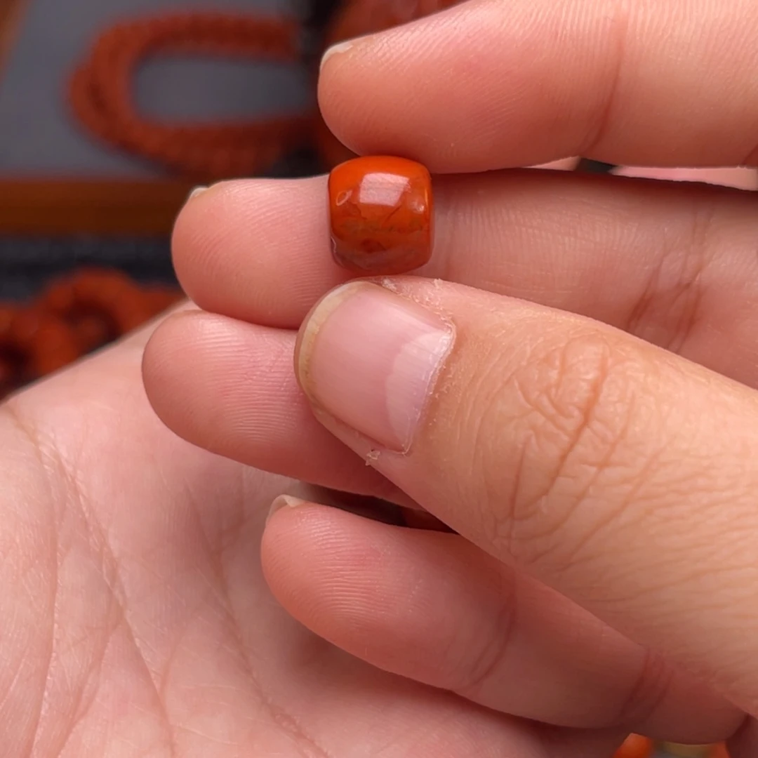 南红玛瑙直切单珠未镶嵌