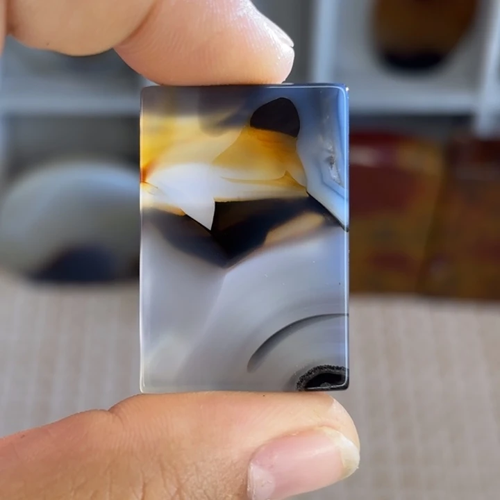 玛瑙/玉髓颈饰未镶嵌