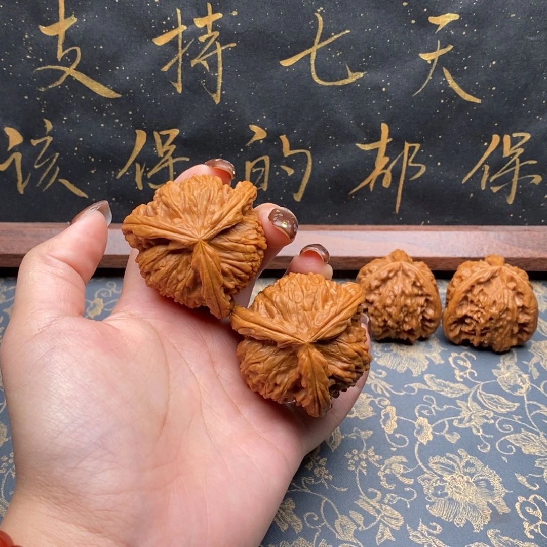 吊坠文玩核桃那**月