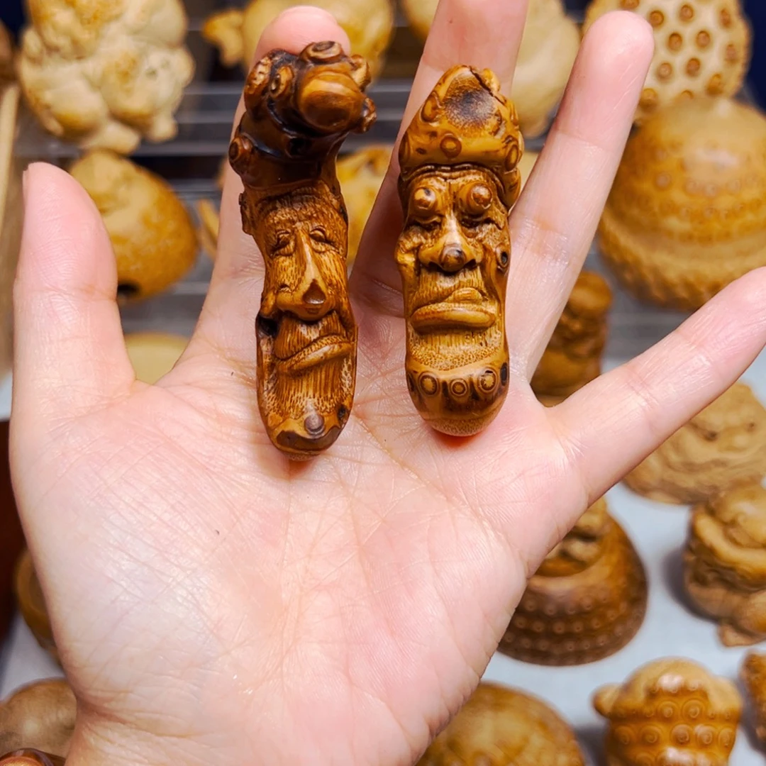 竹根雕竹雕罗汉。