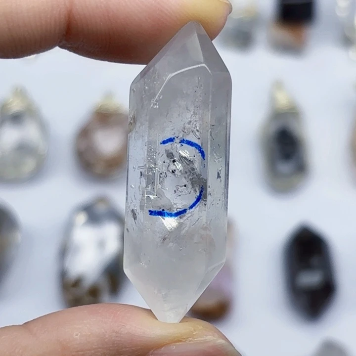 未镶嵌颈饰水晶白帽子（迷你）水胆闪灵钻44mm+