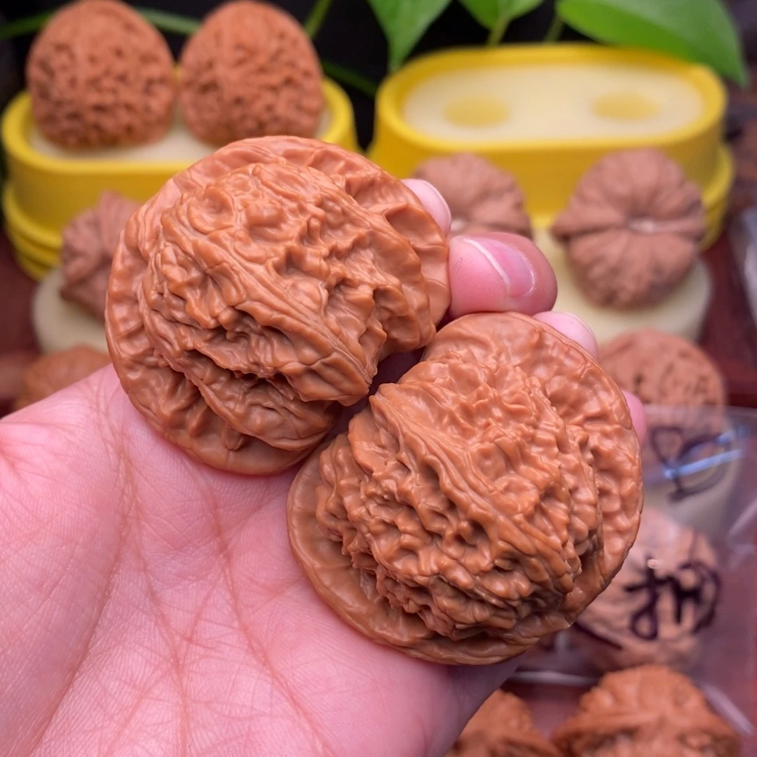 把件文玩核桃45“毕业”大球白“漏”