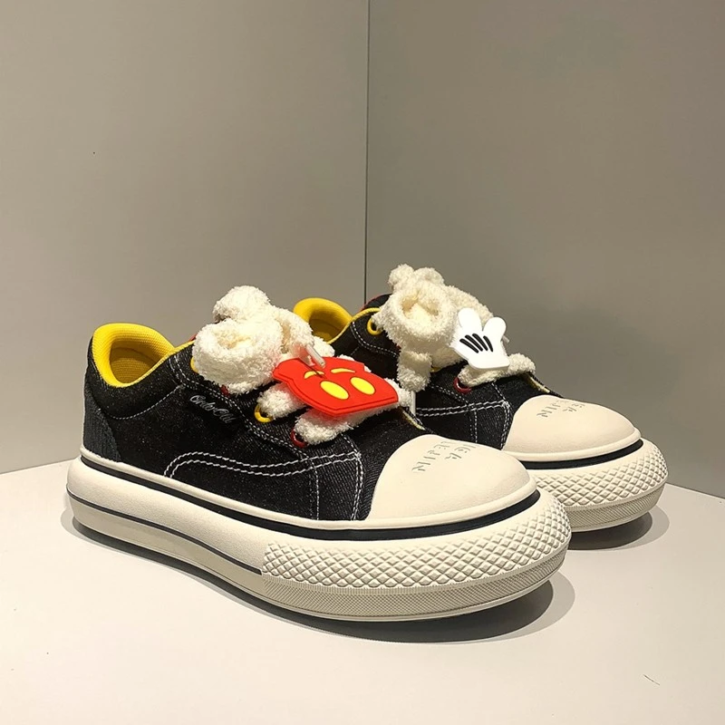 米奇联名款大头帆布鞋2025夏季透气布鞋百搭厚底休闲鞋情侣款鞋子