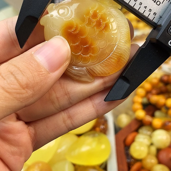 未镶嵌琥珀裸石琥珀蜜蜡