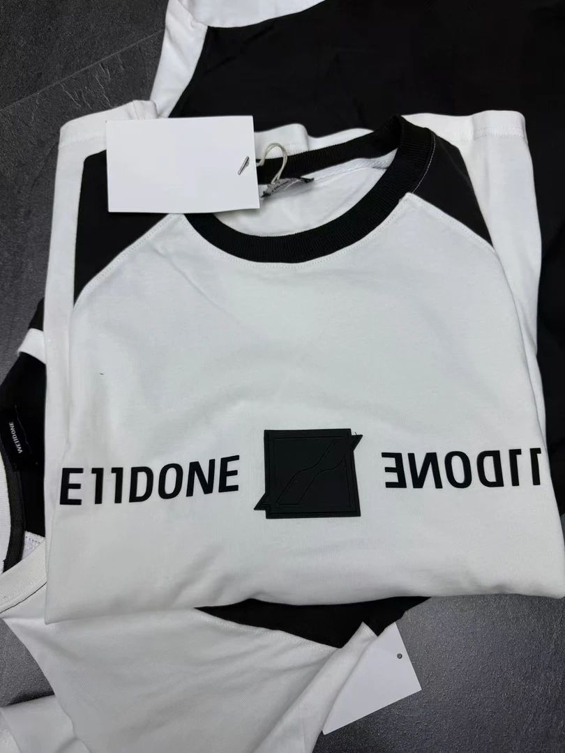 E2-4两色“well done”正反字母拼色短袖