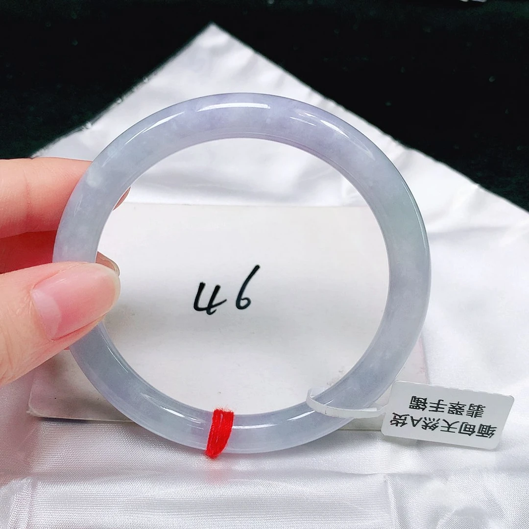 翡翠手镯（圆镯）未镶嵌
