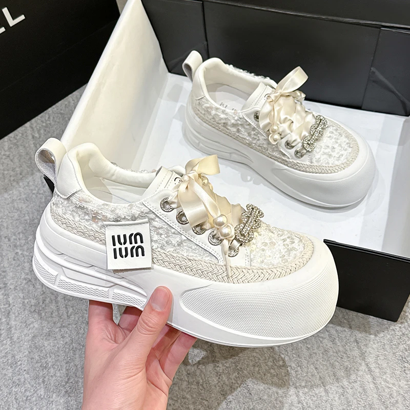 厚底小白鞋女2025小众设计小香风鞋子网红时尚明星同款百搭鞋子