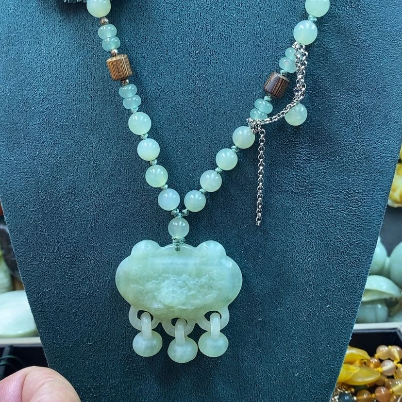 【闪购商品】未镶嵌岫玉吊坠