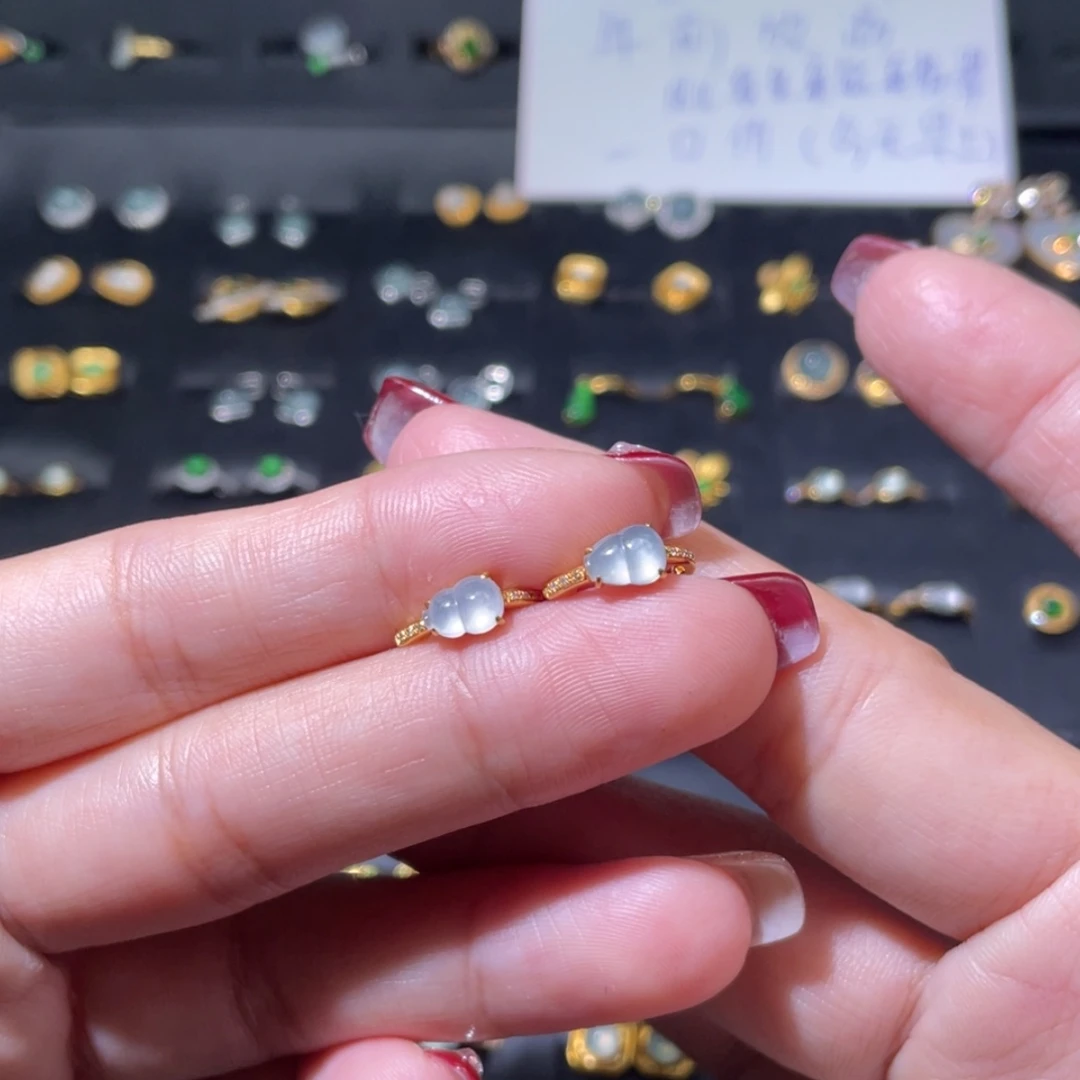 【闪购商品】翡翠耳饰18K金镶嵌耳饰