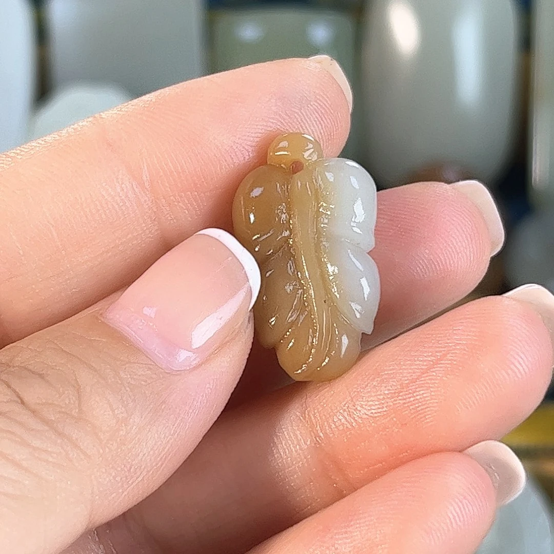 和田玉（糖玉）未镶嵌颈饰
