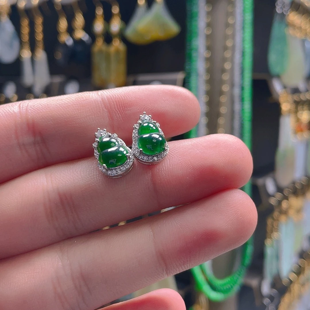 翡翠未镶嵌耳饰翡翠