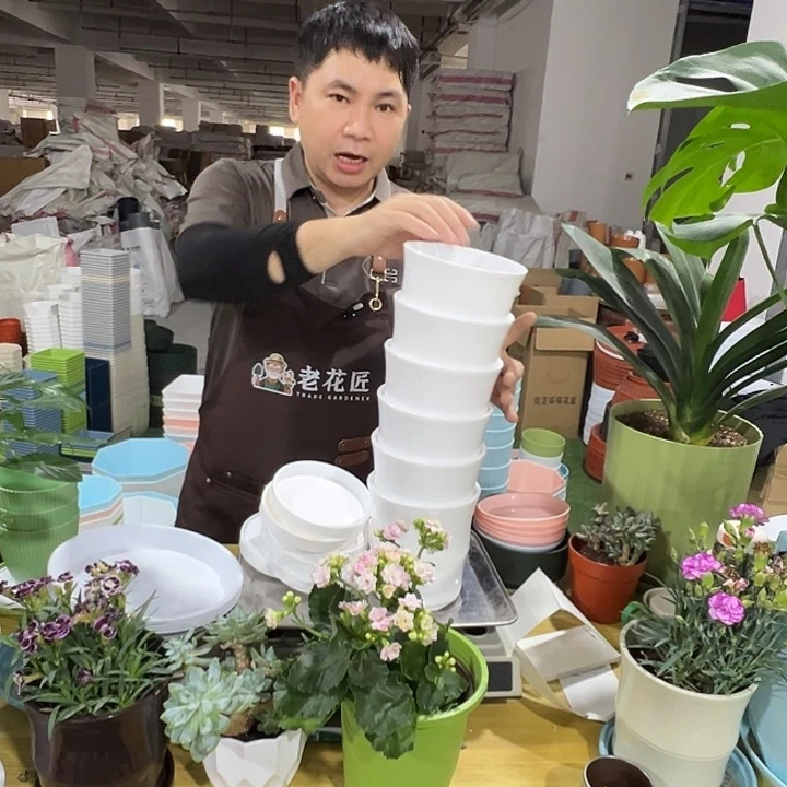 竹节口13.6高14白色6个带托