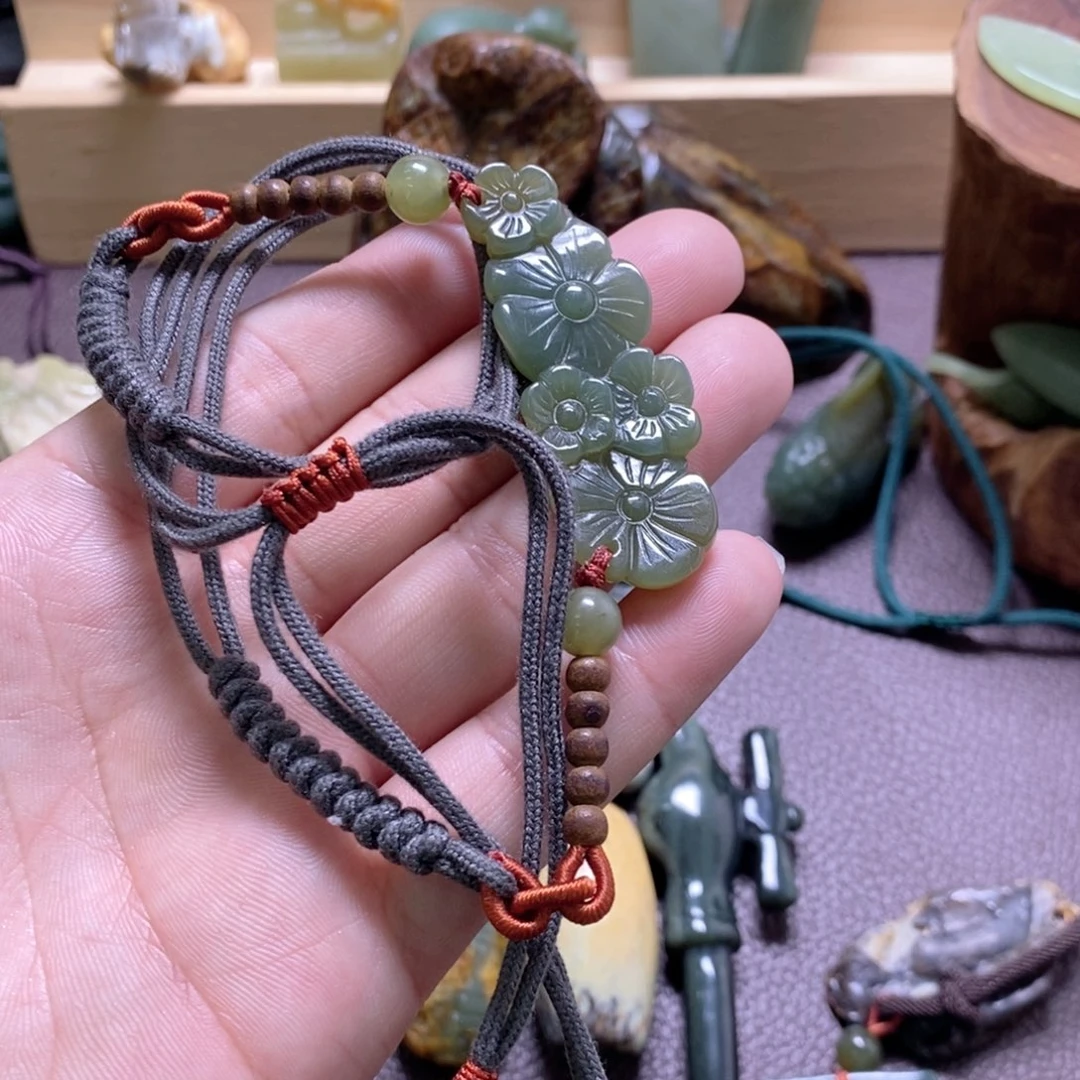 岫岩河磨玉（透闪石质玉）挂件未镶嵌绮*