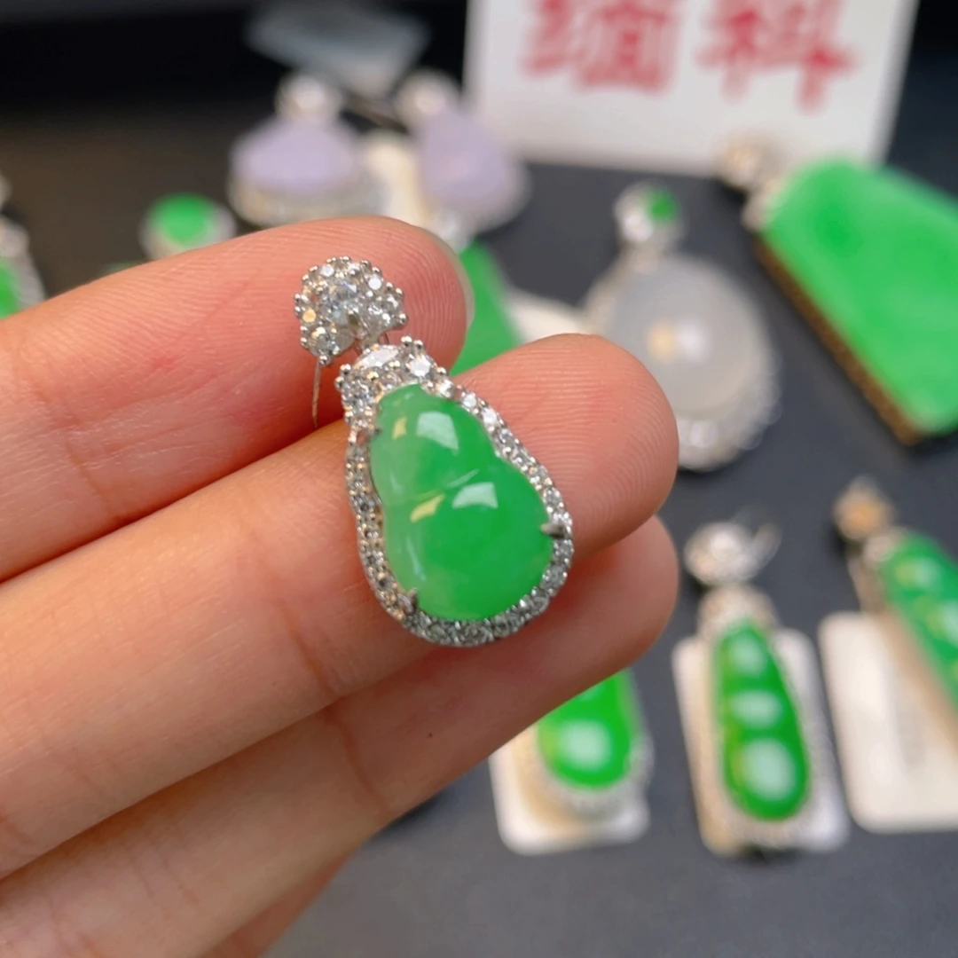 翡翠银S925镶嵌颈饰