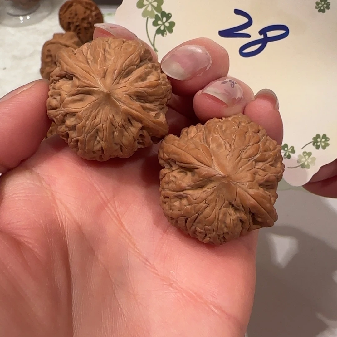 文玩核桃吊坠28号铁锤妹妹3.5