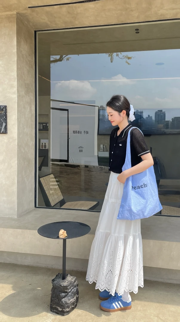 俪妍【LIVELY·YAN】25夏季新款POLO领镂空短袖开衫77569