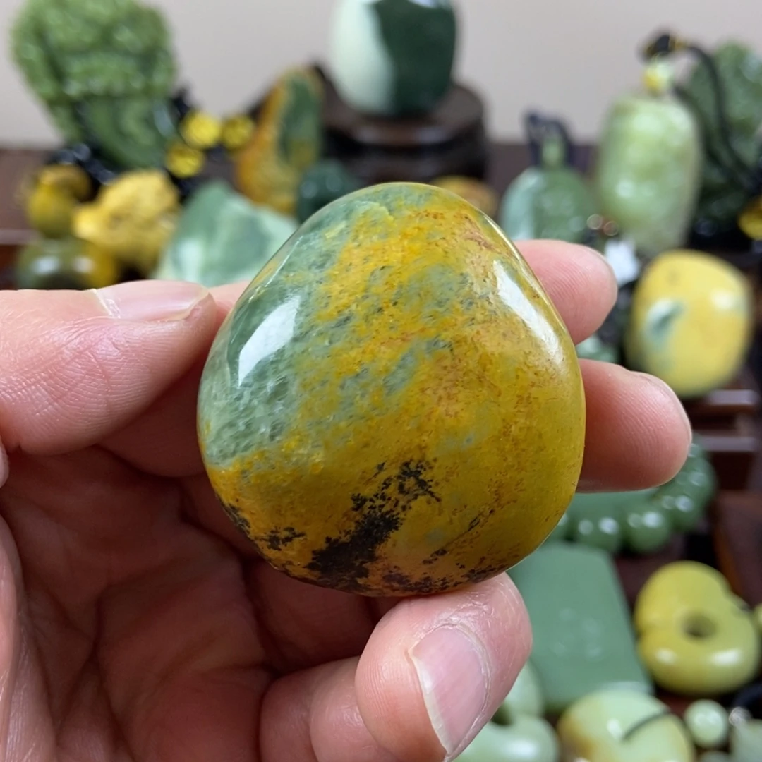 岫岩河磨玉（透闪石质玉）未镶嵌珠宝奇石