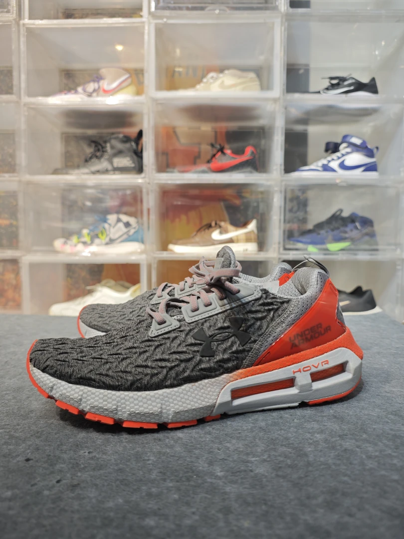 A44码Under安德玛 Hovr Mega 2 减震回弹 防滑耐磨 休闲轻便 跑鞋