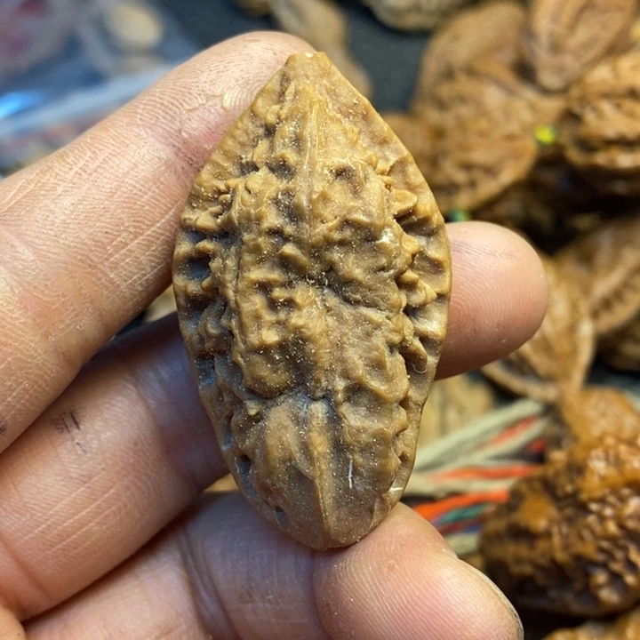 吊坠文玩核桃娜姐95