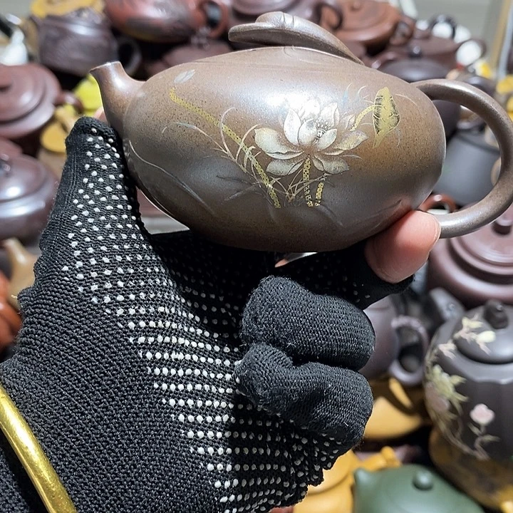 紫砂茶壶微瑕微笑