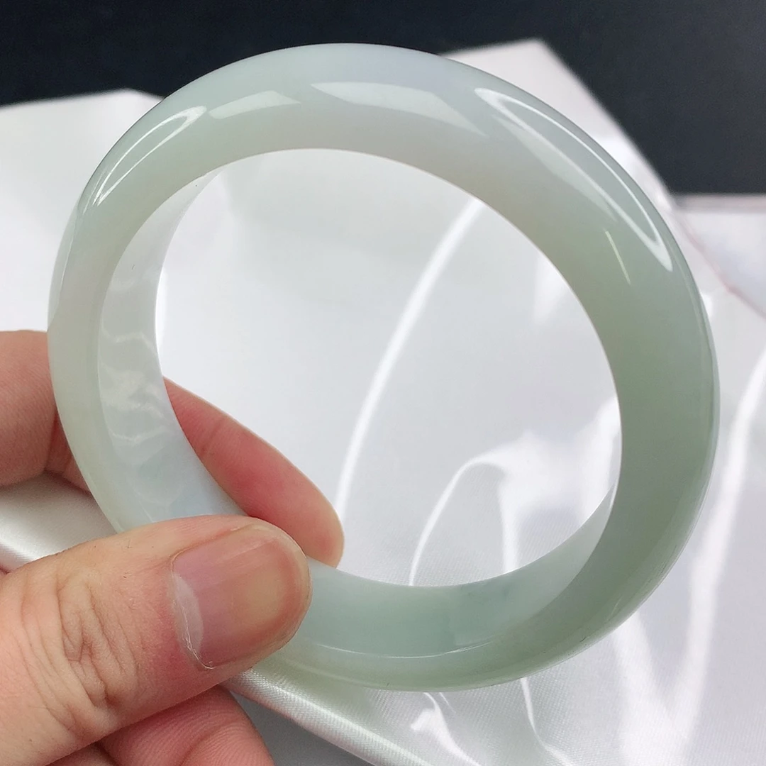 翡翠手镯未镶嵌6810圈58