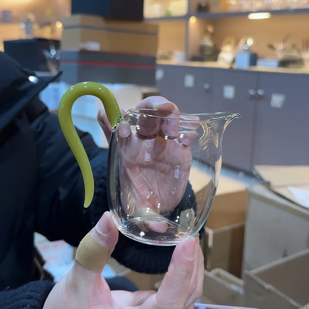 868号高硼硅公道杯绿色